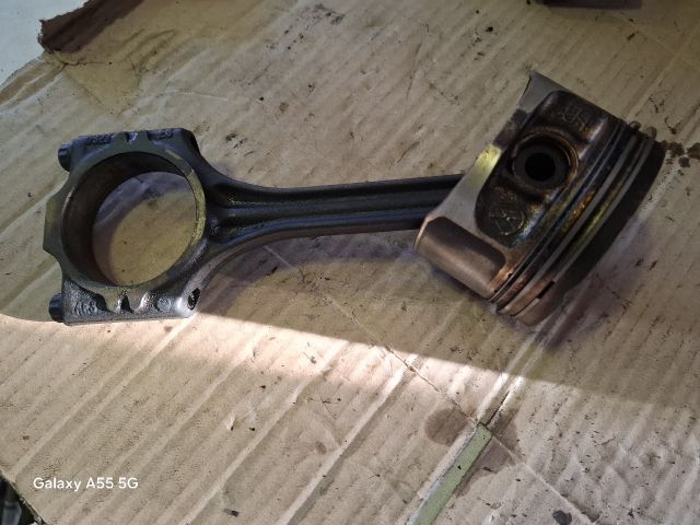 bontott SKODA FABIA I Dugattyú és Hajtókar