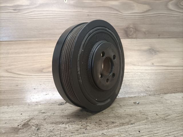 bontott SKODA FABIA I Főtengely Szíjtárcsa