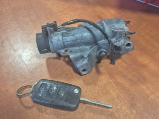 bontott SKODA FABIA I Gyújtáskapcsoló Házzal