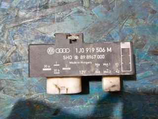 bontott SKODA FABIA I Hűtőventilátor Relé