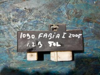 bontott SKODA FABIA I Hűtőventilátor Relé