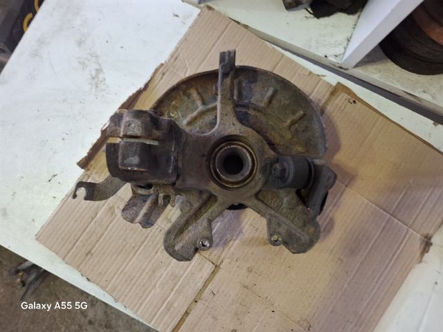 bontott SKODA FABIA I Jobb első Csonkállvány Kerékaggyal