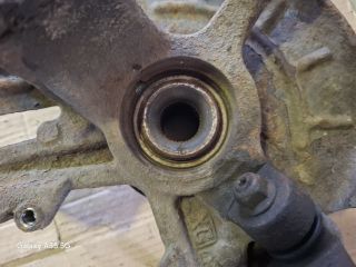 bontott SKODA FABIA I Jobb első Csonkállvány Kerékaggyal