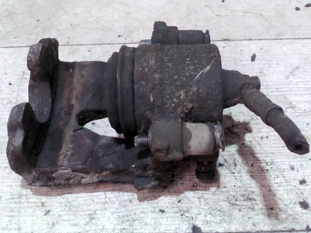 bontott SKODA FABIA I Jobb első Féknyereg Munkahengerrel