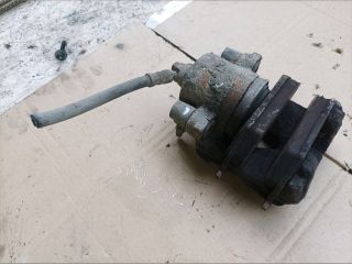 bontott SKODA FABIA I Jobb első Féknyereg Munkahengerrel