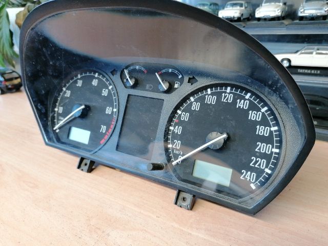 bontott SKODA FABIA I Kilométeróra