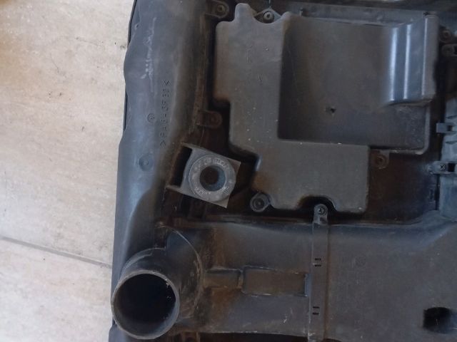 bontott SKODA FABIA I Légszűrő Ház