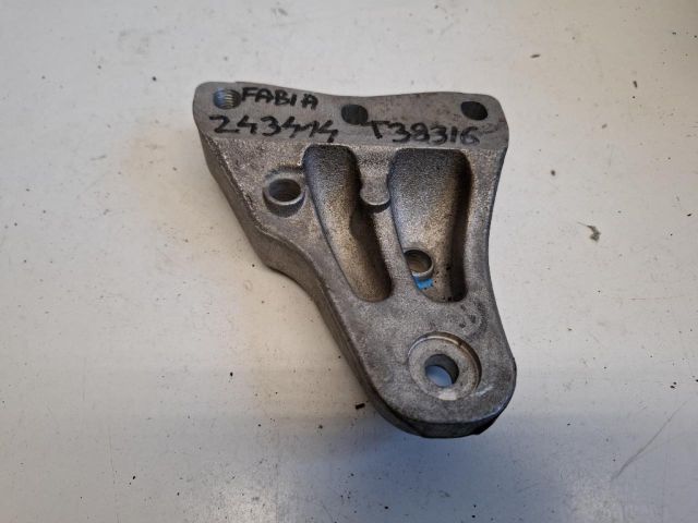 bontott SKODA FABIA I Motor Tartó Bak (Fém)