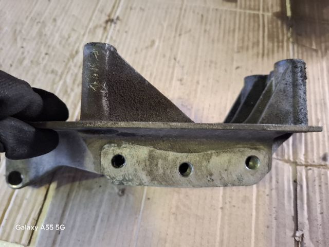 bontott SKODA FABIA I Motor Tartó Bak (Fém)