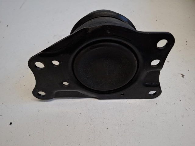 bontott SKODA FABIA I Motor Tartó Bak Jobb