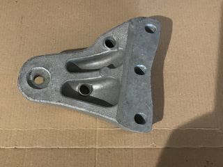 bontott SKODA FABIA I Motor Tartó Bak Jobb