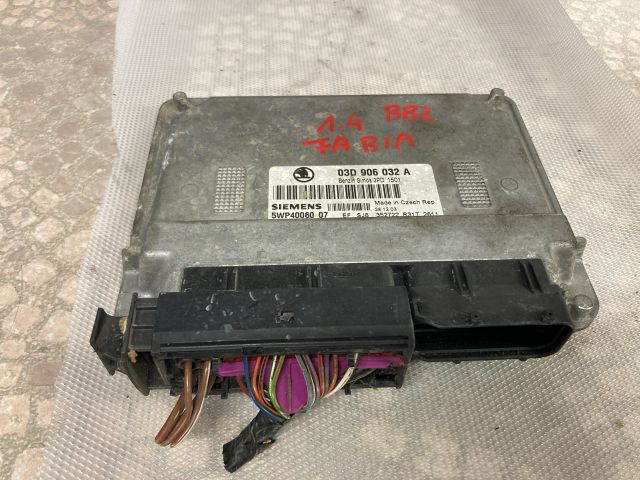 bontott SKODA FABIA I Motorvezérlő