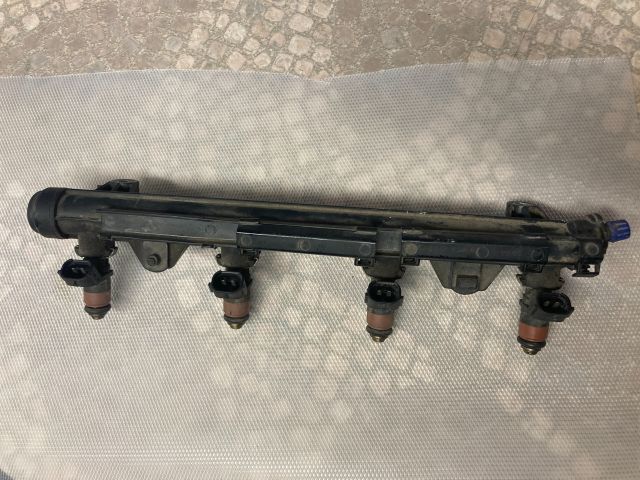 bontott SKODA FABIA I Porlasztó Sor / Híd