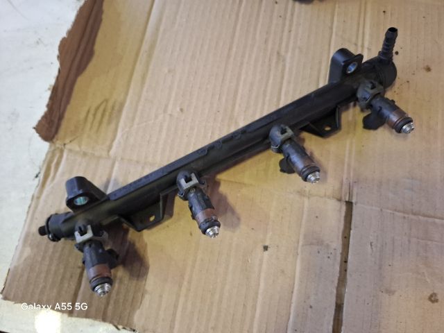 bontott SKODA FABIA I Porlasztó Sor / Híd