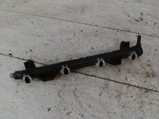 bontott SKODA FABIA I Porlasztó Sor / Híd