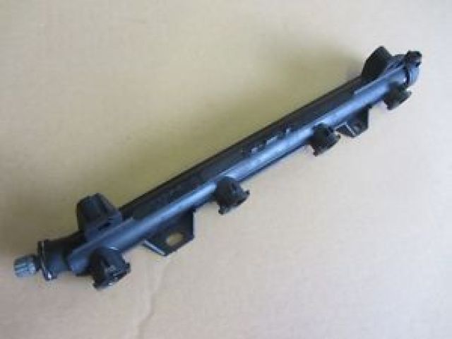 bontott SKODA FABIA I Porlasztó Sor / Híd