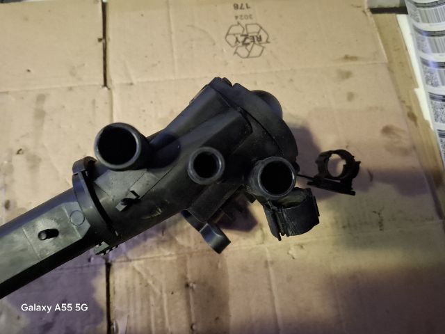 bontott SKODA FABIA I Termosztátház