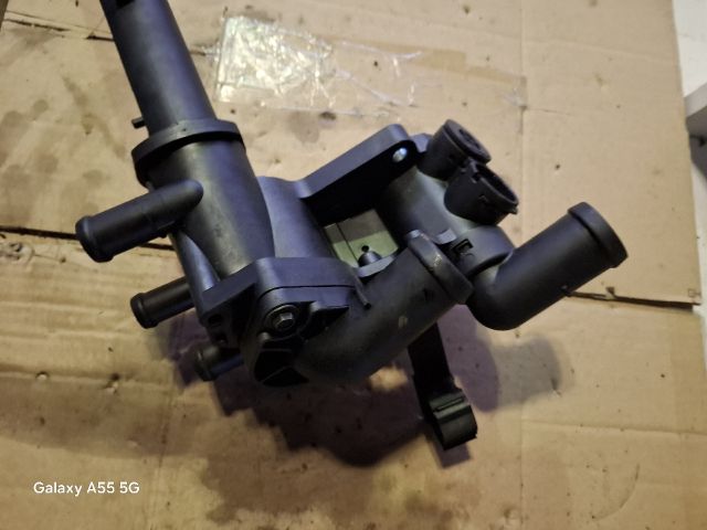 bontott SKODA FABIA I Termosztátház