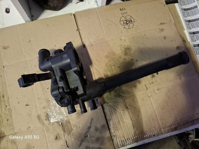 bontott SKODA FABIA I Termosztátház