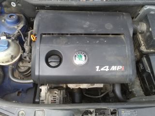 bontott SKODA FABIA I Bal első Csonkállvány Kerékaggyal