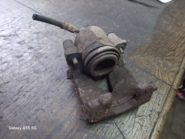 bontott SKODA FABIA I Bal első Féknyereg Munkahengerrel