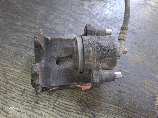 bontott SKODA FABIA I Bal első Féknyereg Munkahengerrel