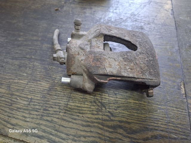 bontott SKODA FABIA I Bal első Féknyereg Munkahengerrel