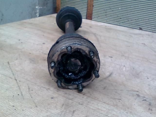 bontott SKODA FABIA I Bal Féltengely