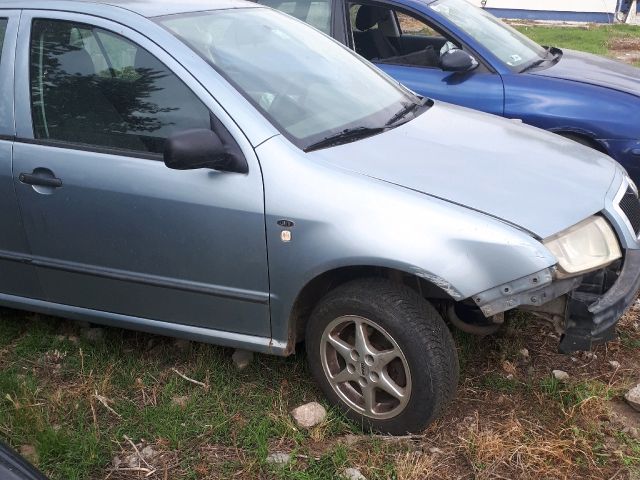 bontott SKODA FABIA I Biztosítéktábla Motortér