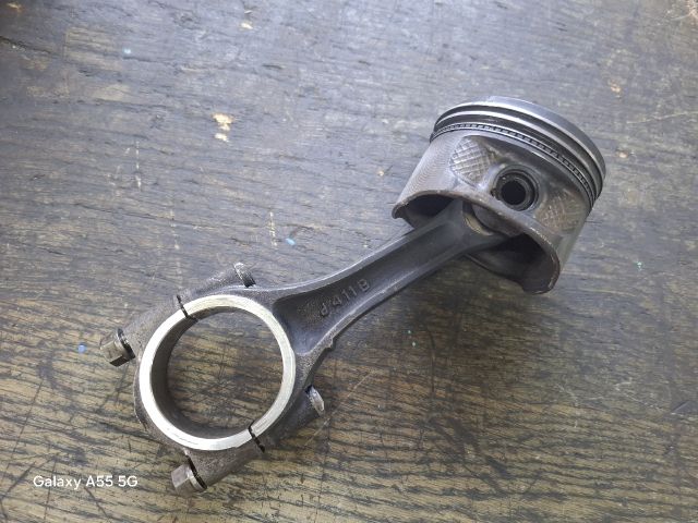 bontott SKODA FABIA I Dugattyú és Hajtókar