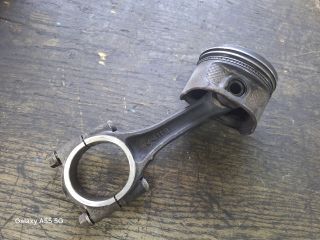 bontott SKODA FABIA I Dugattyú és Hajtókar