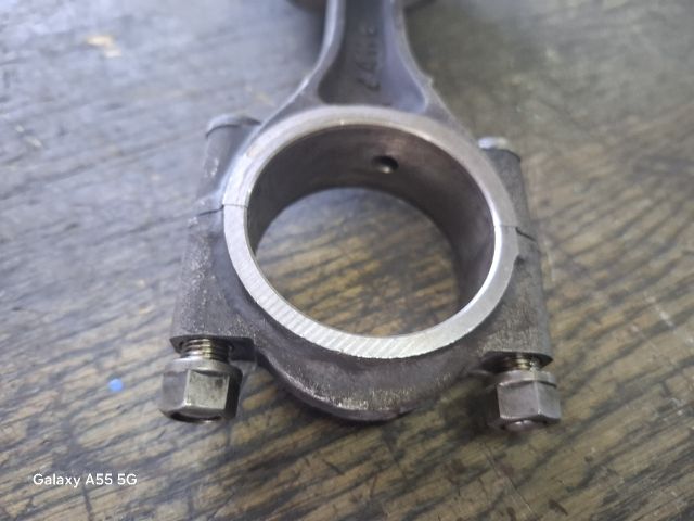 bontott SKODA FABIA I Dugattyú és Hajtókar