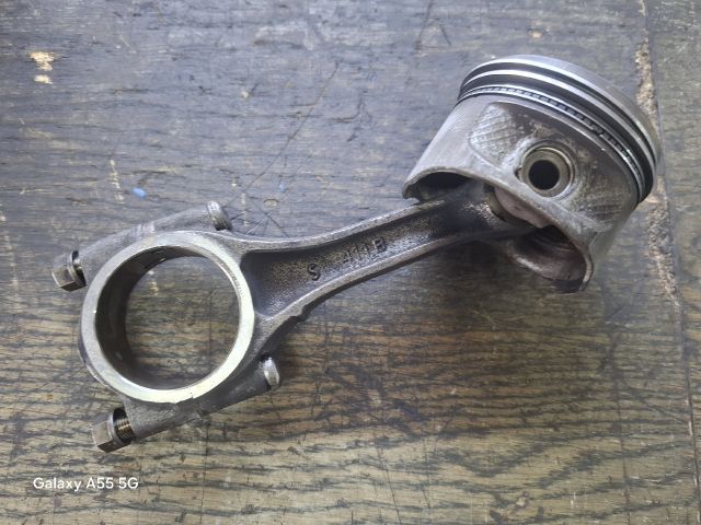 bontott SKODA FABIA I Dugattyú és Hajtókar