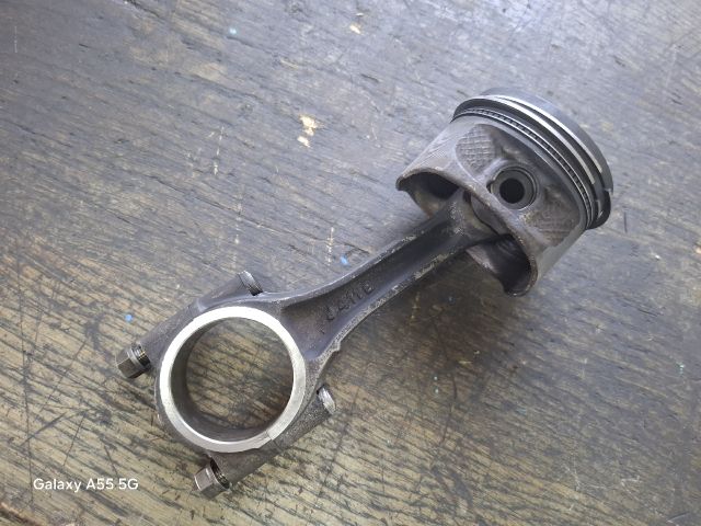 bontott SKODA FABIA I Dugattyú és Hajtókar