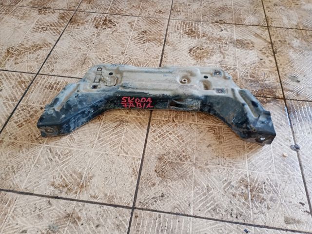 bontott SKODA FABIA I Első Bölcső