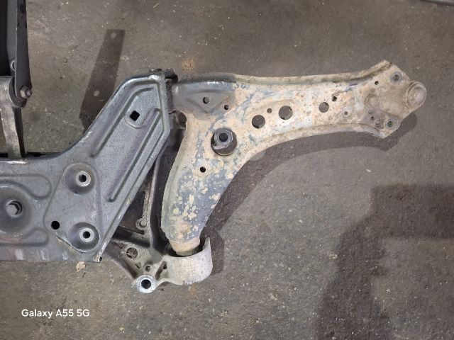 bontott SKODA FABIA I Első Bölcső