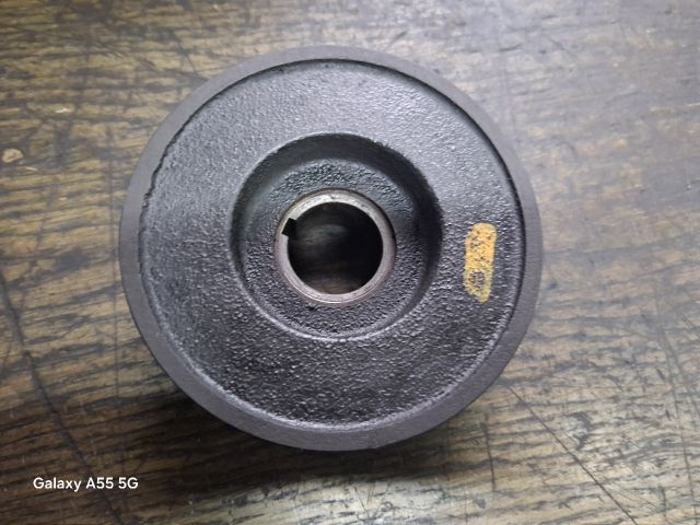 bontott SKODA FABIA I Főtengely Szíjtárcsa