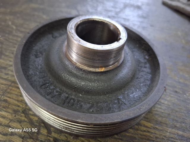 bontott SKODA FABIA I Főtengely Szíjtárcsa