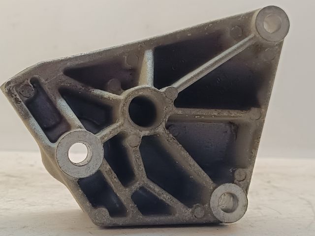 bontott SKODA FABIA I Generátor Tartó Bak