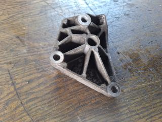 bontott SKODA FABIA I Generátor Tartó Bak