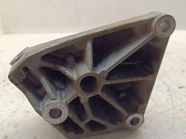 bontott SKODA FABIA I Generátor Tartó Bak