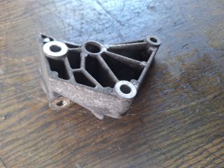 bontott SKODA FABIA I Generátor Tartó Bak