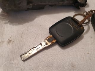 bontott SKODA FABIA I Gyújtáskapcsoló Házzal