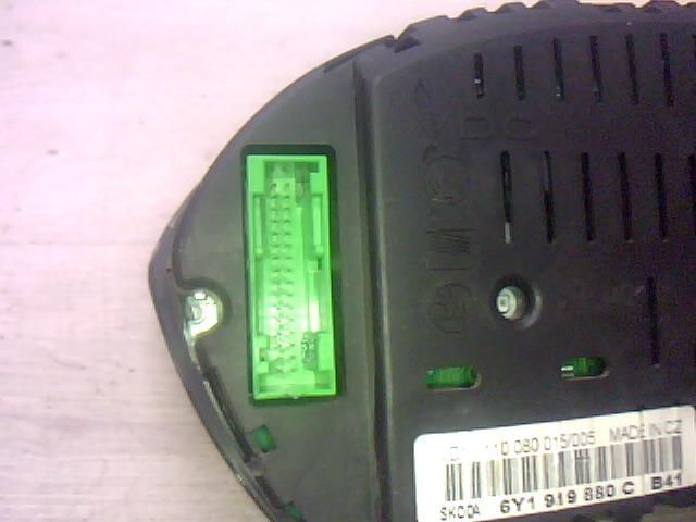 bontott SKODA FABIA I Gyújtáskapcsoló Házzal