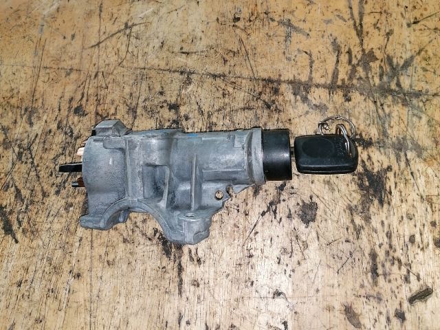 bontott SKODA FABIA I Gyújtáskapcsoló Házzal