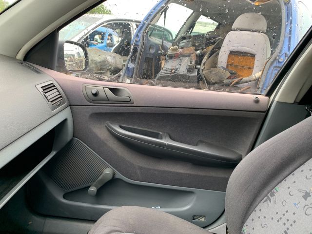 bontott SKODA FABIA I Gyújtáskapcsoló Házzal