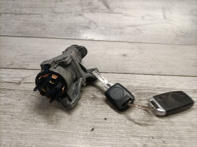 bontott SKODA FABIA I Gyújtáskapcsoló