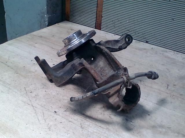 bontott SKODA FABIA I Jobb első Csonkállvány Kerékaggyal