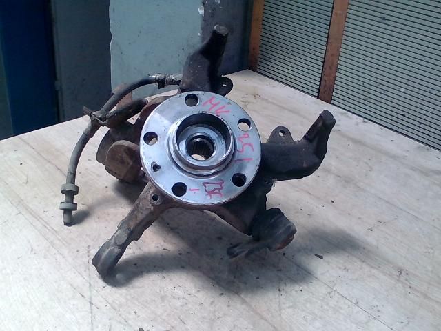 bontott SKODA FABIA I Jobb első Csonkállvány Kerékaggyal