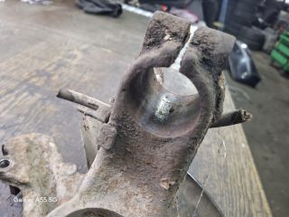 bontott SKODA FABIA I Jobb első Csonkállvány Kerékaggyal